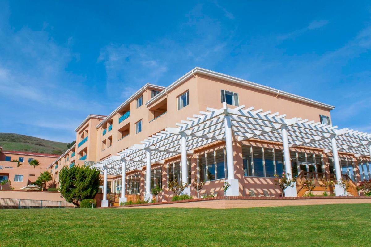 San Luis Bay Inn - image 7