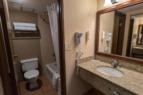 Comfort Inn Near Vail Beaver Creek - image 24