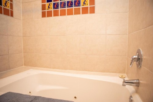 16 Chambertin Townhomes Townhouse - image 7