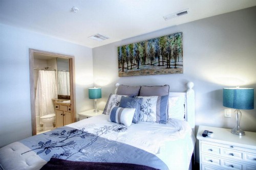 Canyon Run Townhouse F102 - image 11