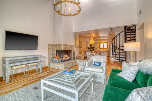 2 Bed 2 Bath Apartment in Avon