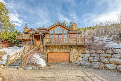 4 Bed 5 Bath Vacation home in Vail - image 3