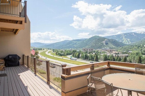 15 Chambertin Townhomes Townhouse