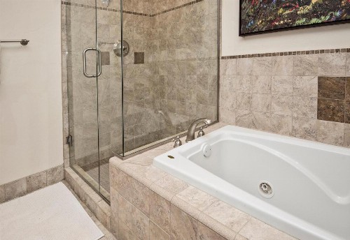 Ascent Residence 309 - image 11