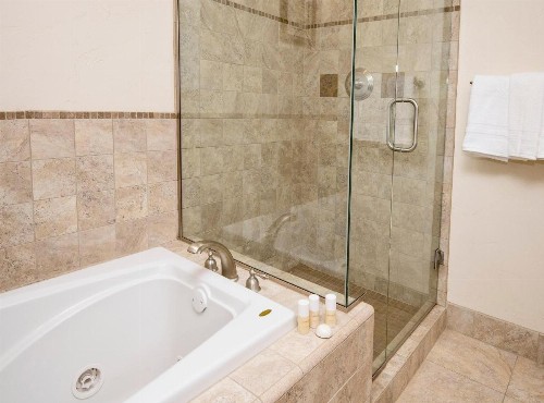 Ascent Residence 208 - image 14