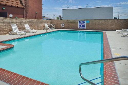 Americas Best Value Inn - Azusa/Pasadena - image 12