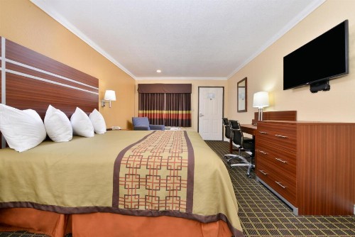 Americas Best Value Inn - Azusa/Pasadena - image 18