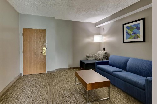 Holiday Inn Express & Suites Bad Axe an IHG Hotel - image 13