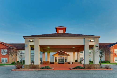 Holiday Inn Express & Suites Bad Axe an IHG Hotel - image 26