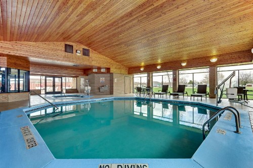 Holiday Inn Express & Suites Bad Axe an IHG Hotel - image 37