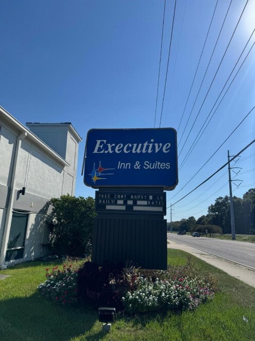 Executive Inn and Suites Baker