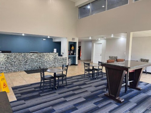 Executive Inn and Suites Baker - image 25