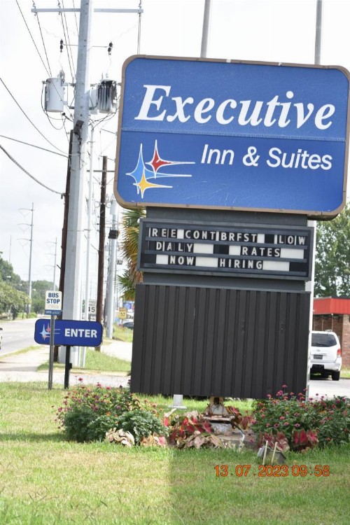 Executive Inn and Suites Baker - image 30