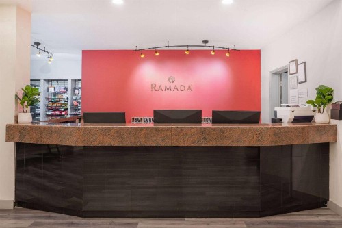 Ramada by Wyndham Bakersfield - image 11