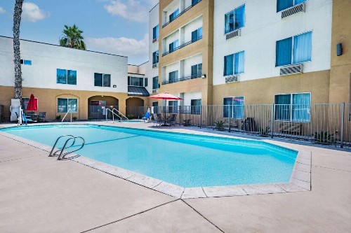 Ramada by Wyndham Bakersfield - image 12