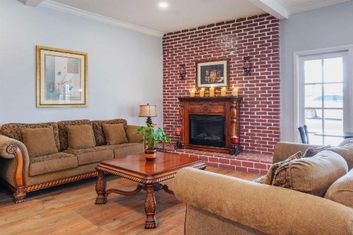 Best Western Plus Hill House - image 11