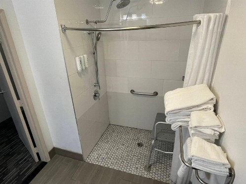 Country Inn & Suites by Radisson Bakersfield CA - image 41
