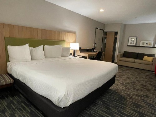 Country Inn & Suites by Radisson Bakersfield CA - image 46