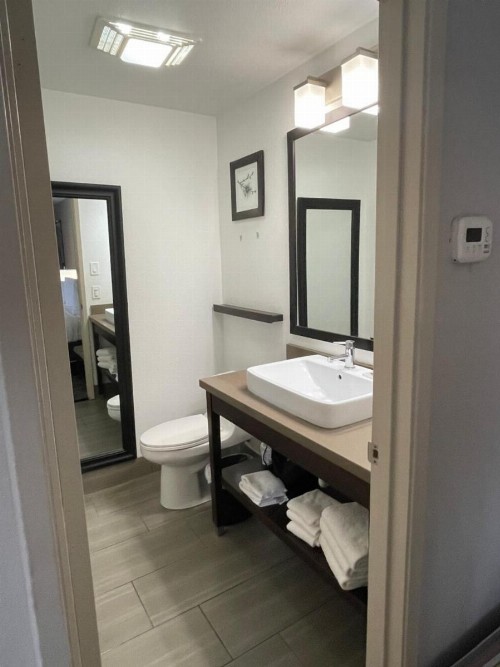 Country Inn & Suites by Radisson Bakersfield CA - image 48