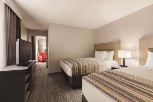 Country Inn & Suites by Radisson Bakersfield CA - image 7