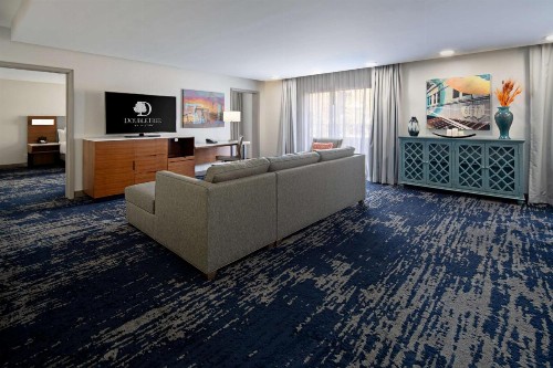 DoubleTree by Hilton Bakersfield - image 12