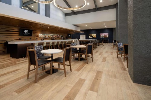 DoubleTree by Hilton Bakersfield - image 24