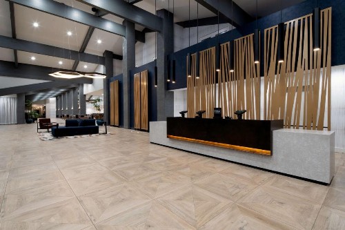 DoubleTree by Hilton Bakersfield - image 4