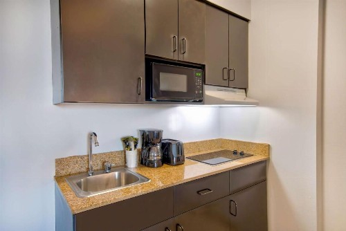 Studio 6-Bakersfield CA - image 7