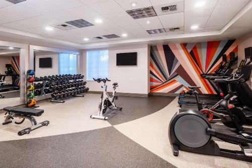 Hilton Garden Inn Bakersfield - image 14