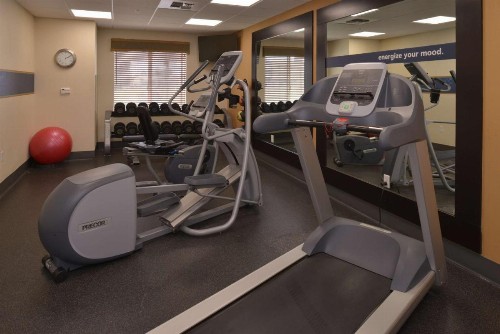 Hampton Inn and Suites Bakersfield North-Airport - image 18
