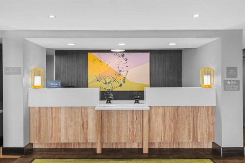 Hampton Inn Bakersfield - Central - image 10