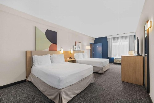 Hampton Inn Bakersfield - Central - image 11