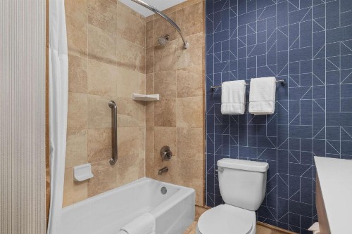 Hampton Inn Bakersfield - Central - image 33