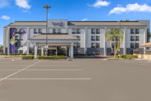 Hampton Inn Bakersfield - Central - image 35