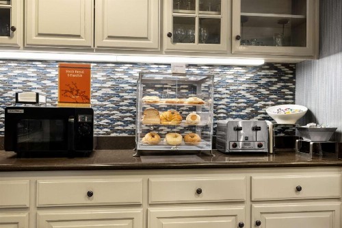 Homewood Suites Bakersfield - image 10