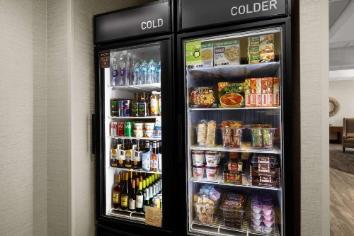 Homewood Suites Bakersfield - image 11