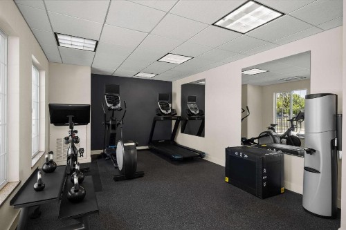 Homewood Suites Bakersfield - image 21