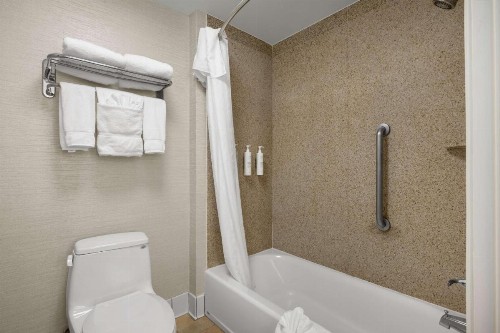 Homewood Suites Bakersfield - image 30