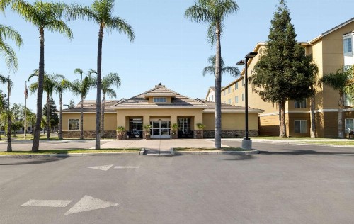 Homewood Suites Bakersfield - image 4