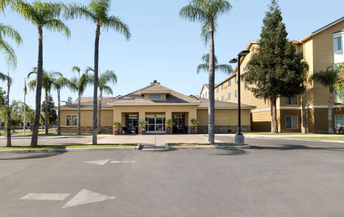 Homewood Suites Bakersfield - image 4