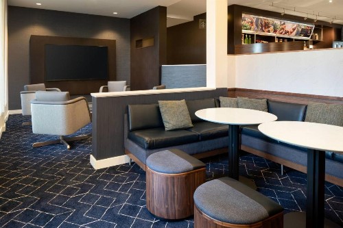 Courtyard by Marriott Bakersfield - image 23