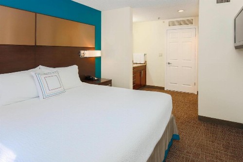 Residence Inn Bakersfield - image 14