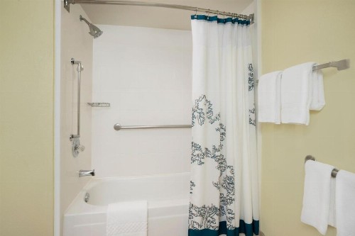 Residence Inn Bakersfield - image 18