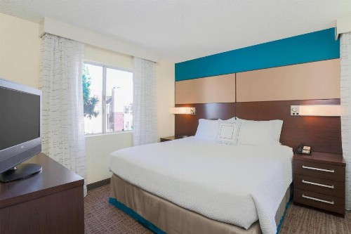 Residence Inn Bakersfield - image 2
