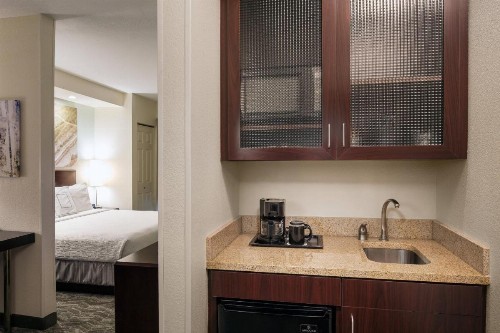 SpringHill Suites Bakersfield - image 19