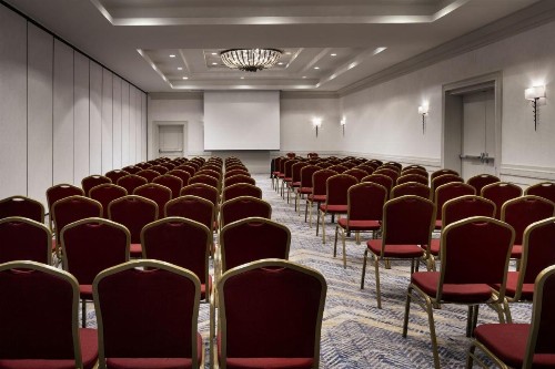 Bakersfield Marriott at the Convention Center - image 23