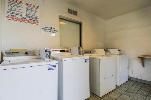 Motel 6-Bakersfield CA - Airport - image 50