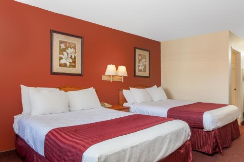 Americas Best Value Inn and Suites Bakersfield Central - image 3