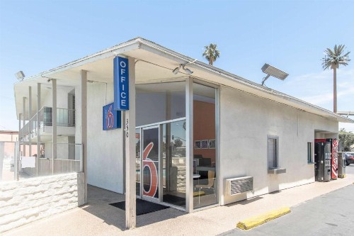 Motel 6 Bakersfield - image 40