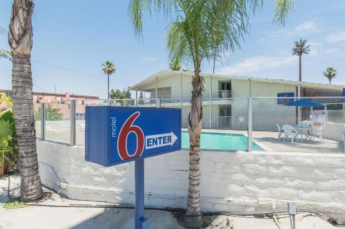 Motel 6 Bakersfield - image 48